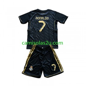 Camisolas de futebol Real Madrid Cristiano Ronaldo 7 Retro Criança Equipamento Alternativa 2011-2012 Manga Curta